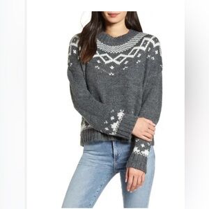 cupcakes & cashmere Dark Gray and White Sweater! Beautiful!